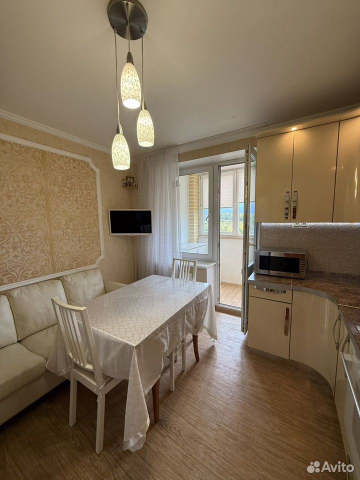 m. Molzhaninovo: Apartment, 2-rooms