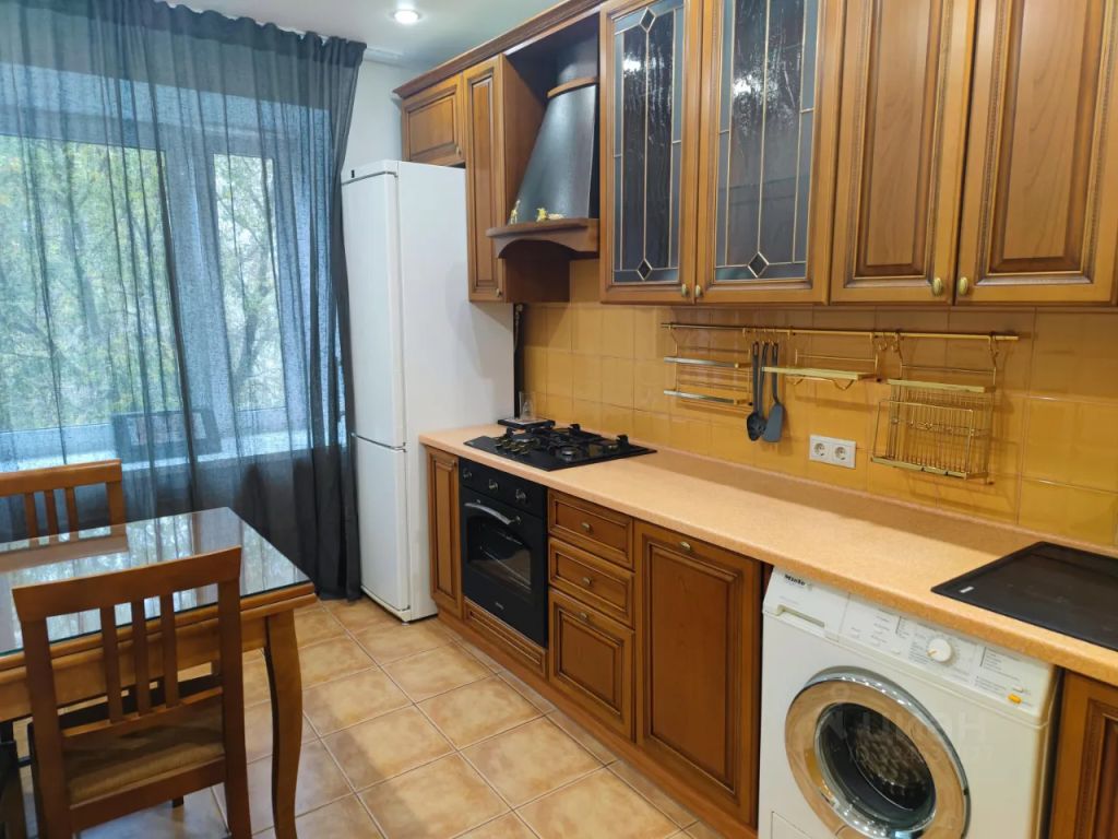 m. Mayakovskaya: Apartment, 2-rooms