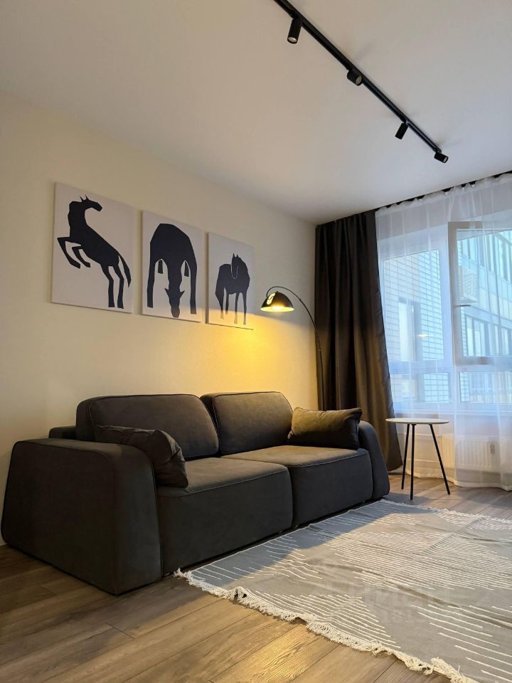 m. Bulvar Dmitriya Donskogo: Apartment, 2-rooms