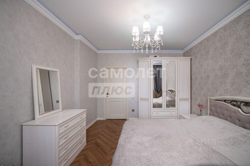m. Novoperedelkino: Apartment, 2-rooms