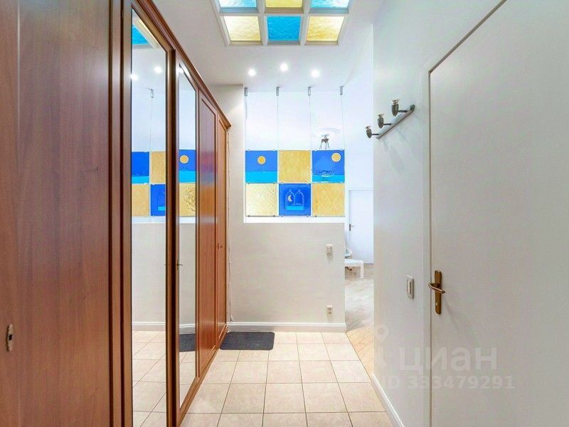 m. Mayakovskaya: Apartment, 3-rooms
