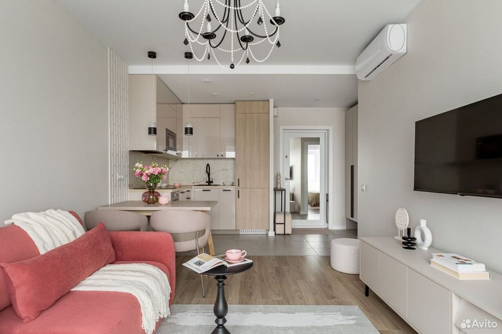 m. Pavshino: Apartment, studio