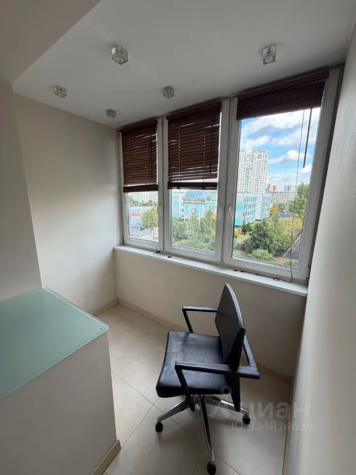 m. Kuzminki: Apartment, 2-rooms