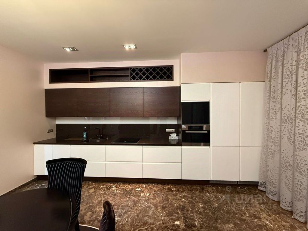 m. Solnechnaya: Apartment, 3-rooms