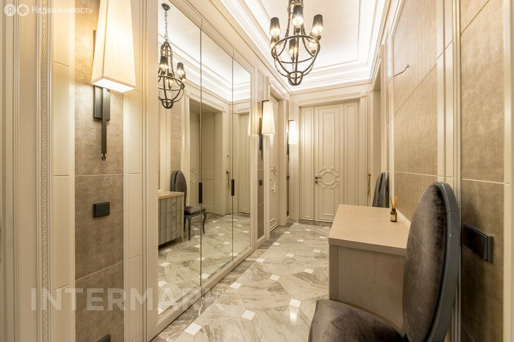 m. Smolenskaya: Apartment, 4-rooms