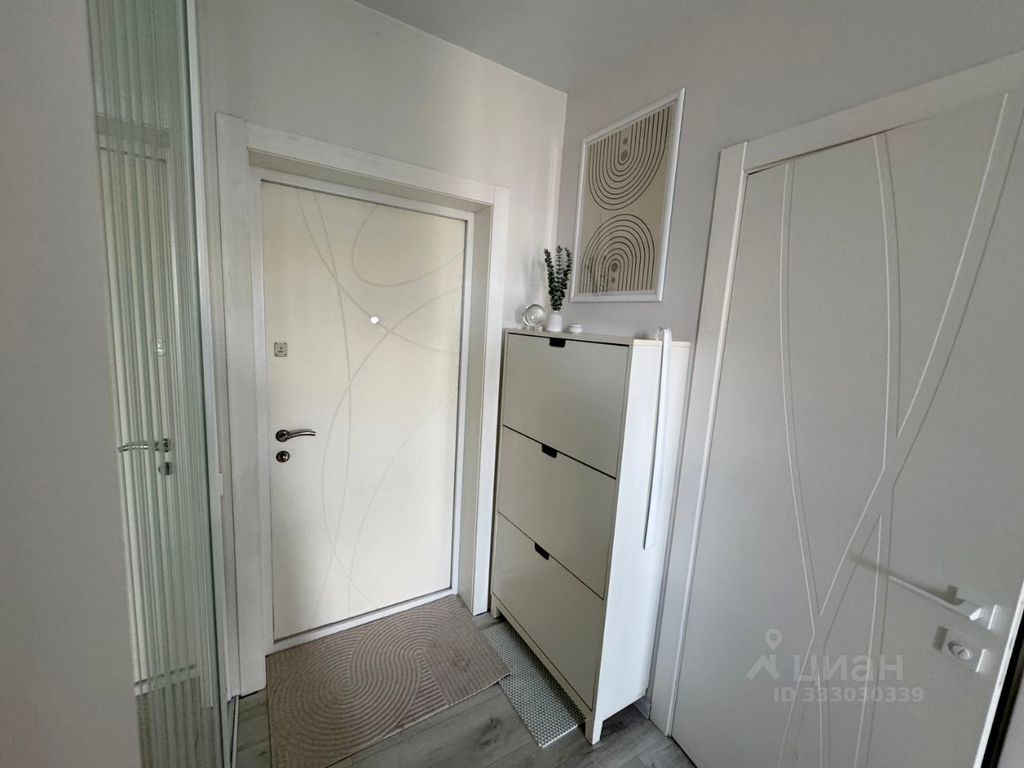 m. Opalikha: Apartment, studio