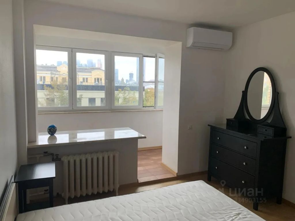 m. Kievskaya: Apartment, 2-rooms