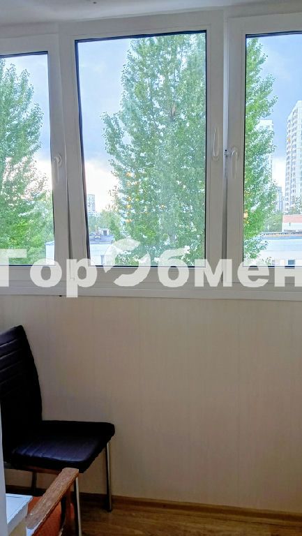 m. Molodezhnaya: Apartment, 2-rooms