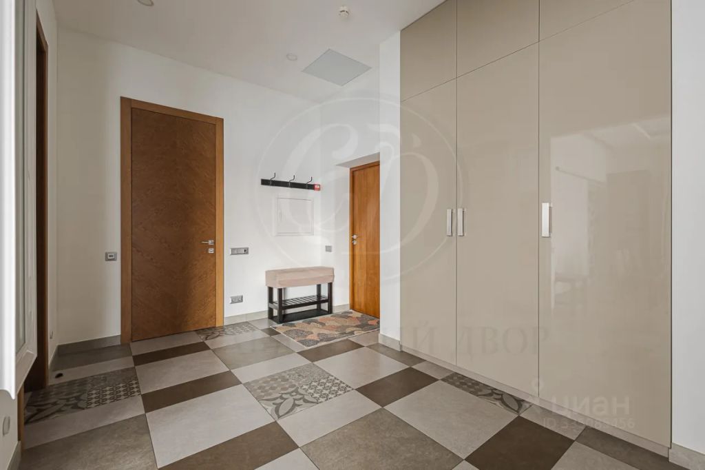 m. Smolenskaya: Apartment, 4-rooms