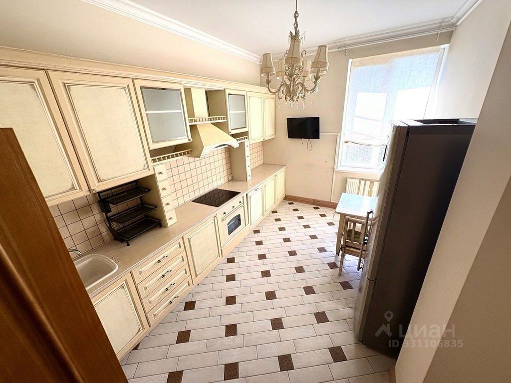 m. Solnechnaya: Apartment, 3-rooms