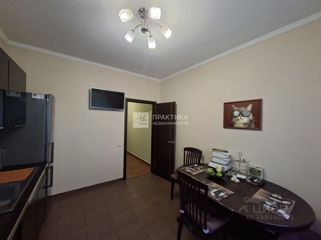 m. Ploschad Gagarina: Apartment, 2-rooms