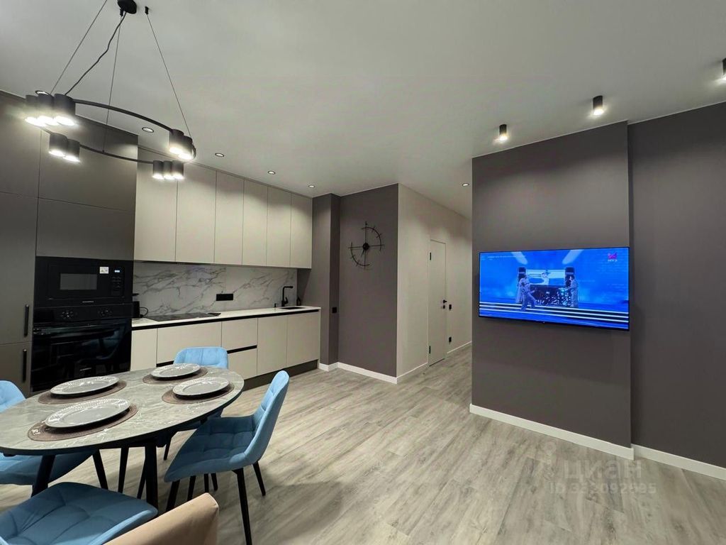 m. Pavshino: Apartment, 2-rooms