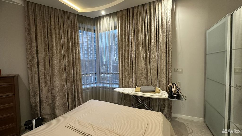 m. Aminyevskaya: Apartment, 3-rooms