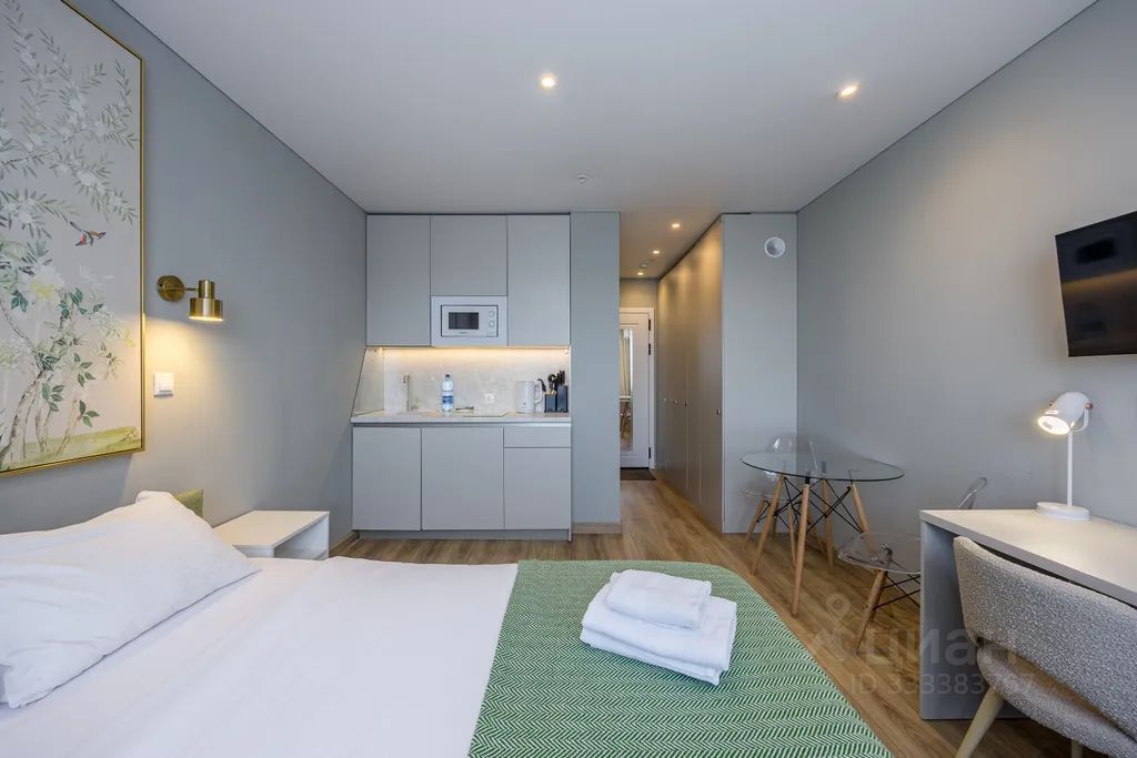 m. Troparevo: Apartment, studio