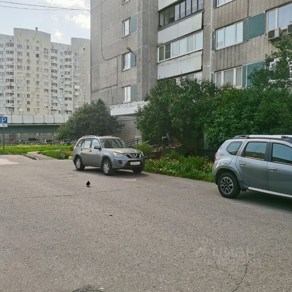 m. Narodnoe Opolchenie: Apartment, studio