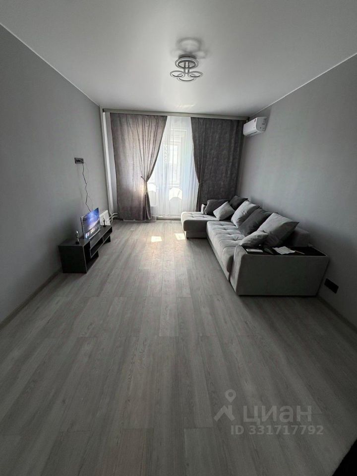 m. Lyublino: Apartment, 2-rooms