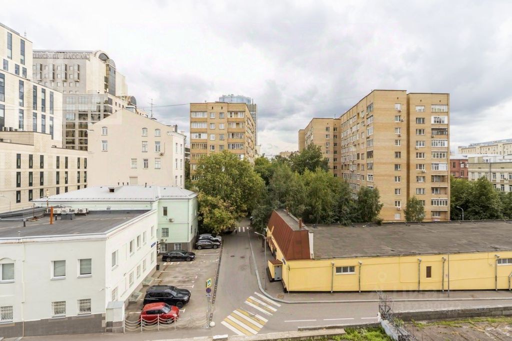 m. Smolenskaya: Apartment, 4-rooms