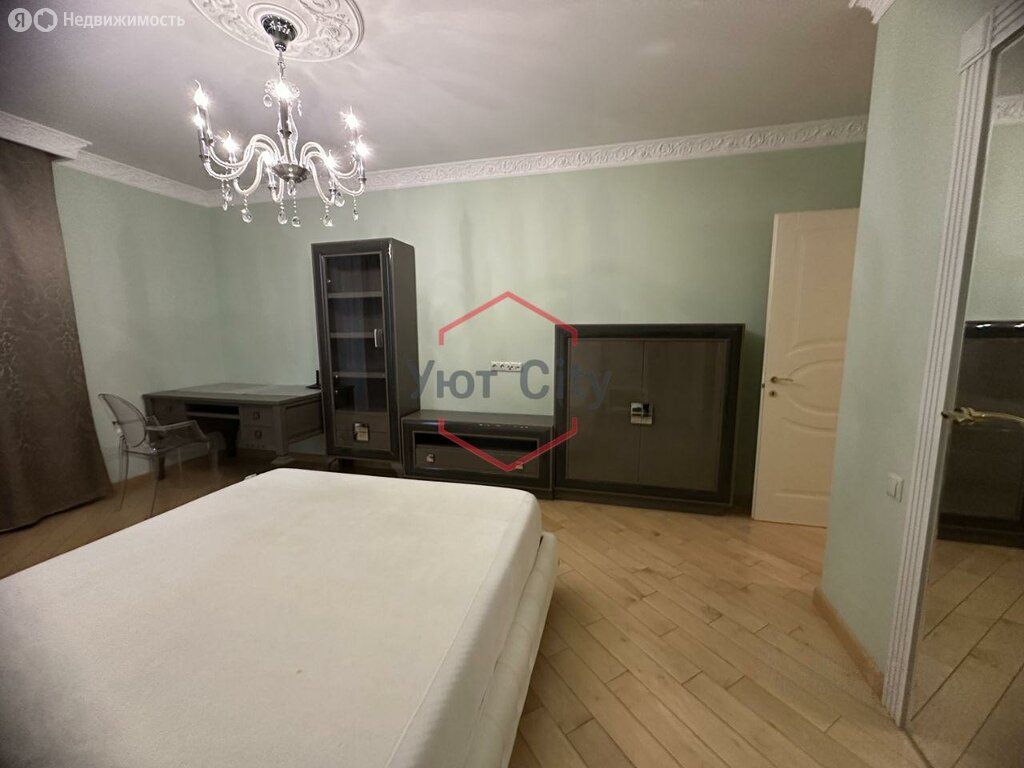 m. Profsoyuznaya: Apartment, 3-rooms