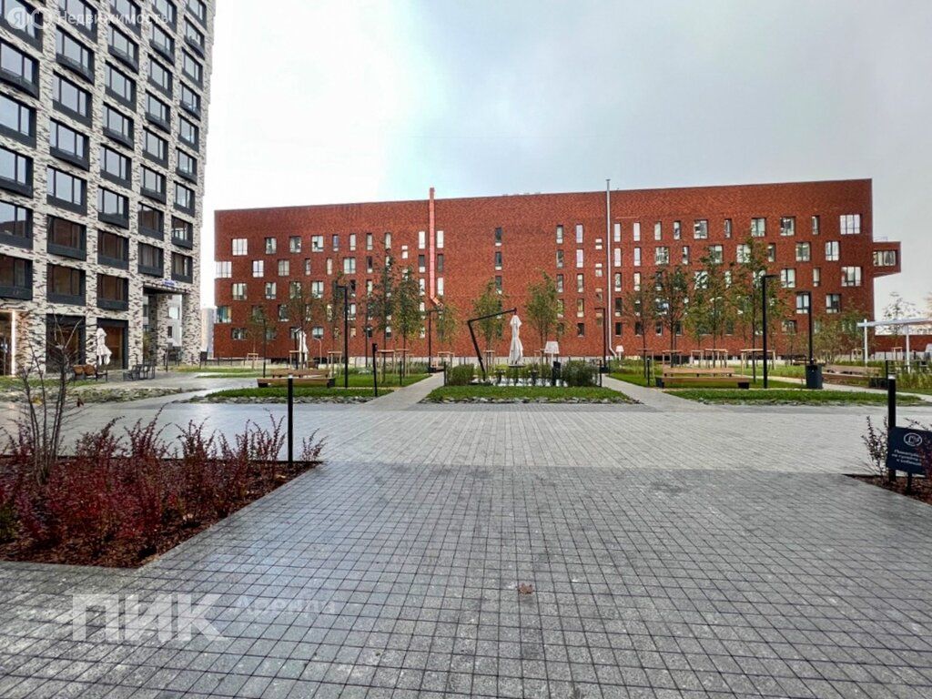 m. Verkhnie Kotly: Apartment, 2-rooms