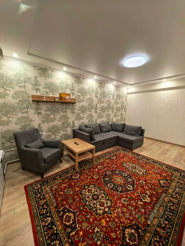 m. Vorobyevy gory: Apartment, 2-rooms