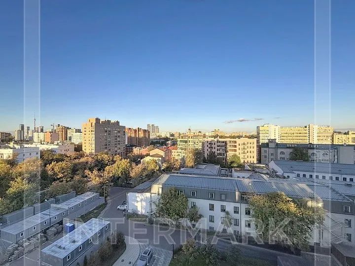m. Mendeleevskaya: Apartment, 4-rooms
