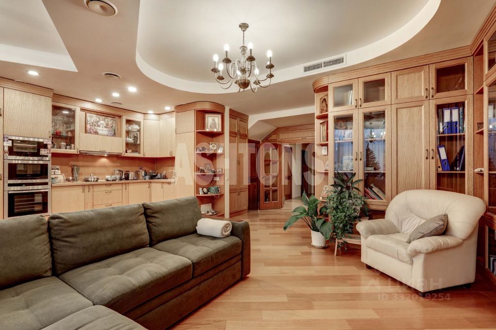 m. Smolenskaya: Apartment, 3-rooms