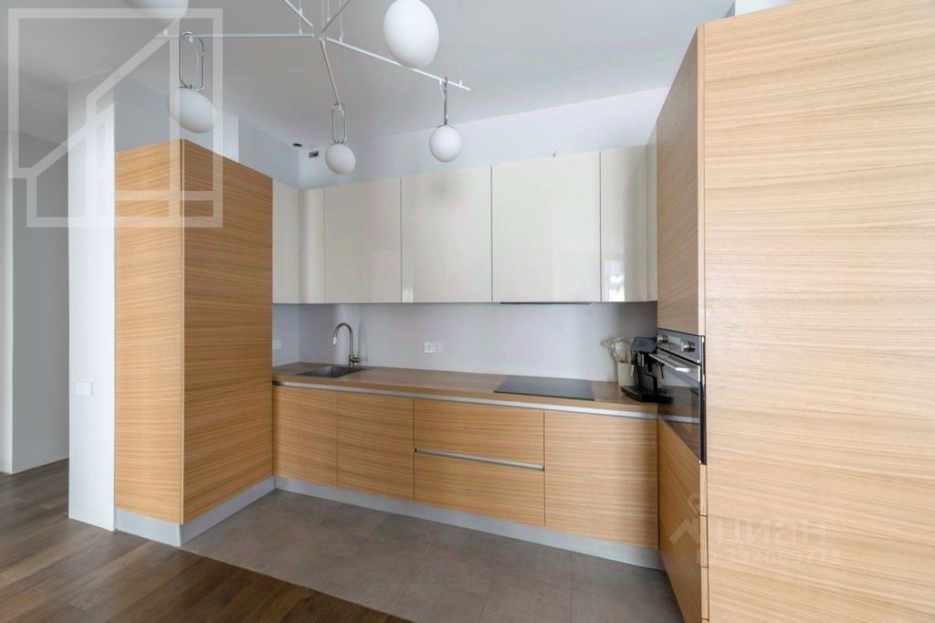 m. Novokuznetskaya: Apartment, 4-rooms