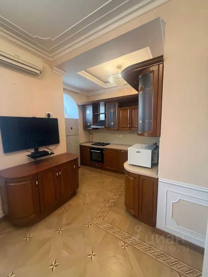 m. Kutuzovskaya: Apartment, 2-rooms