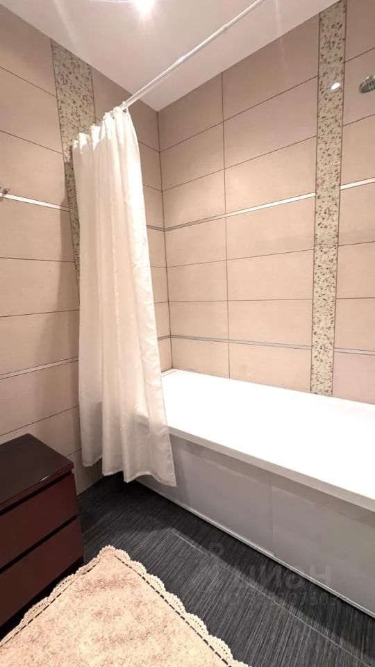 m. Oktyabrskoe pole: Apartment, 2-rooms