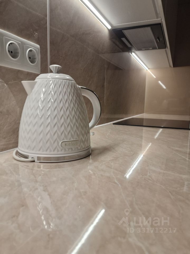 m. Oktyabrskoe pole: Apartment, 1-rooms