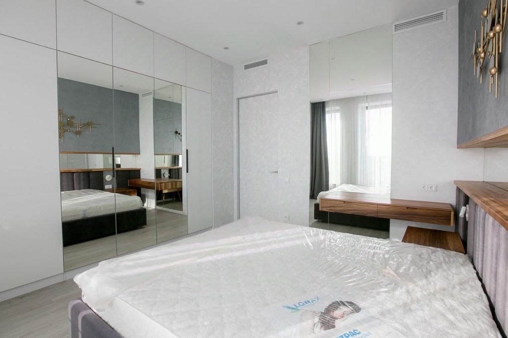m. Molodezhnaya: Apartment, 2-rooms