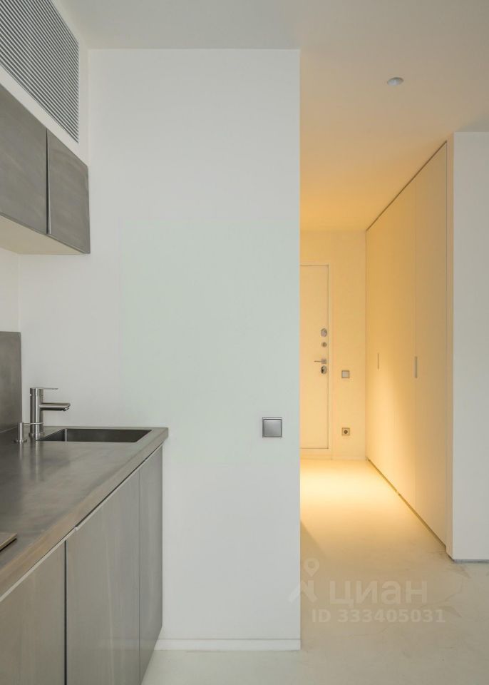 m. Ploschad trekh vokzalov: Apartment, 1-rooms