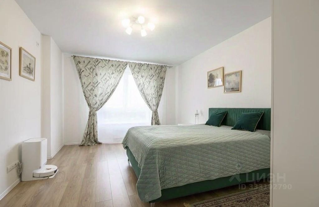 m. Slavyansky bulvar: Apartment, 2-rooms