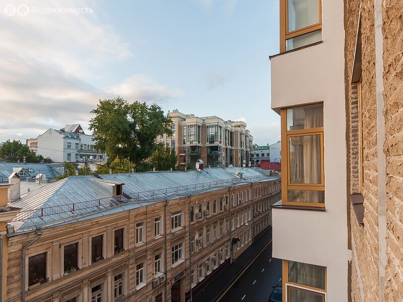 m. Arbatskaya: Apartment, 4-rooms