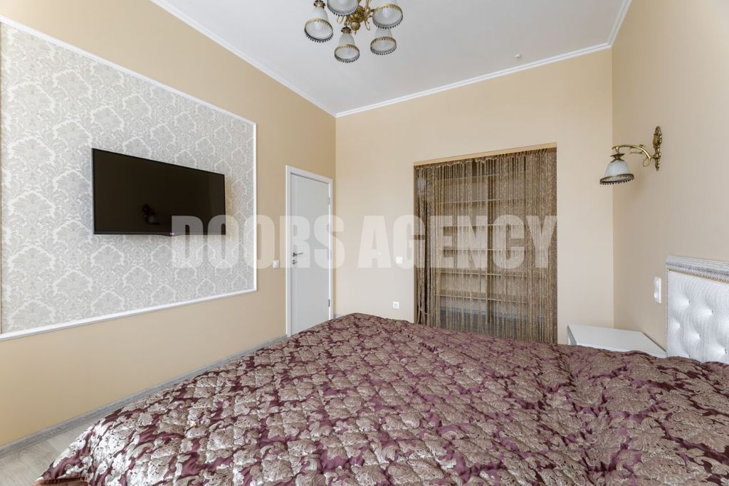 m. Ulitsa 1905 goda: Apartment, 2-rooms