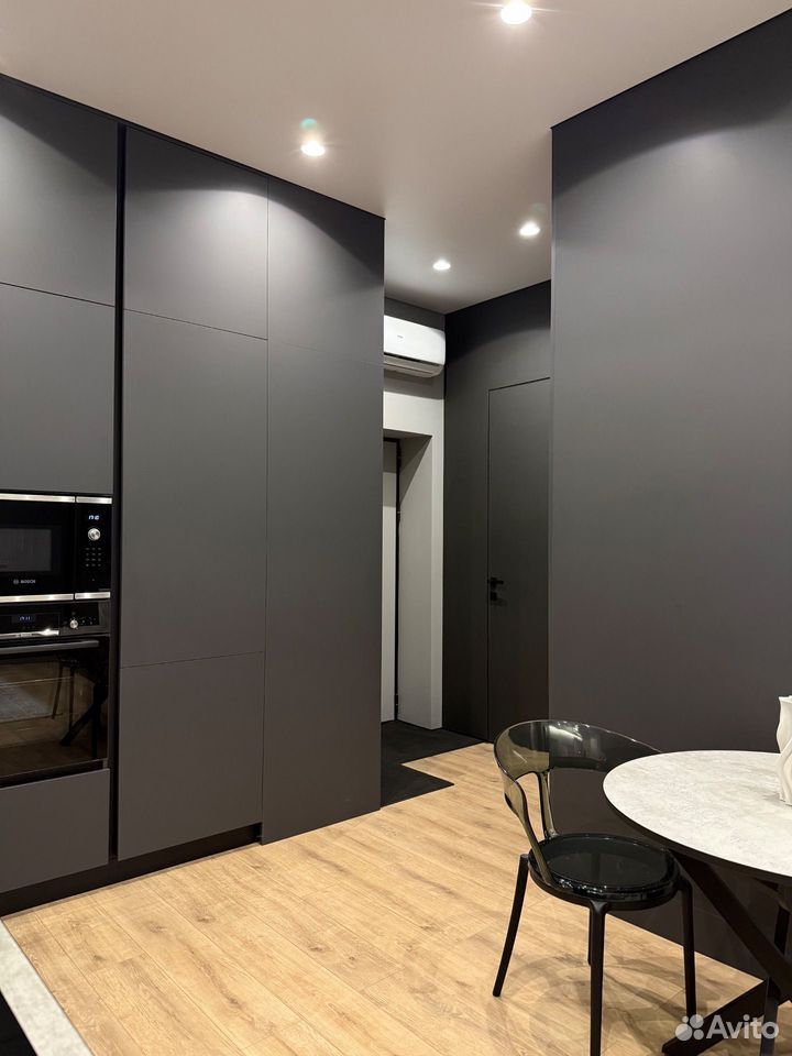 m. ZIL: Apartment, 1-rooms