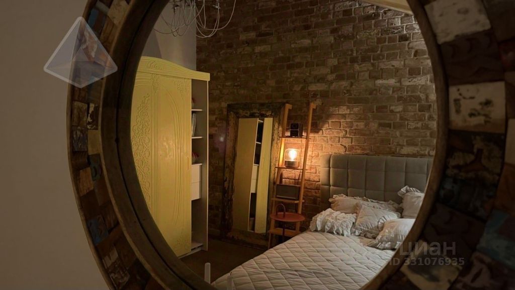 m. Verkhnie Kotly: Apartment, 3-rooms