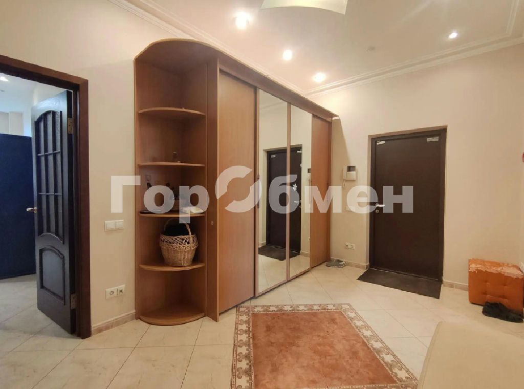 m. Narodnoe Opolchenie: Apartment, 2-rooms