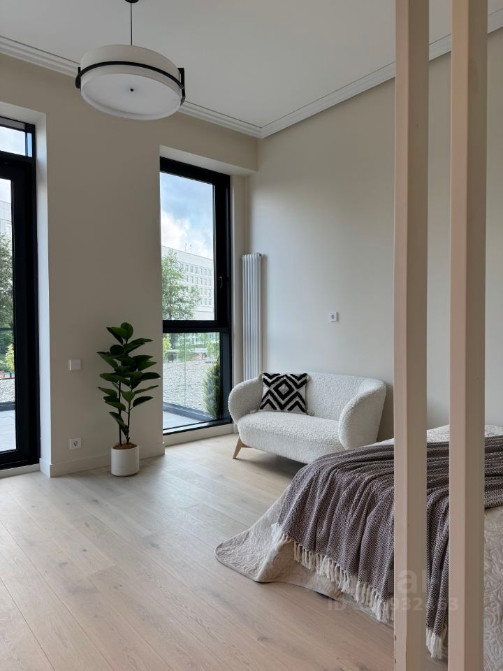 m. Universitet druzhby narodov: Apartment, studio