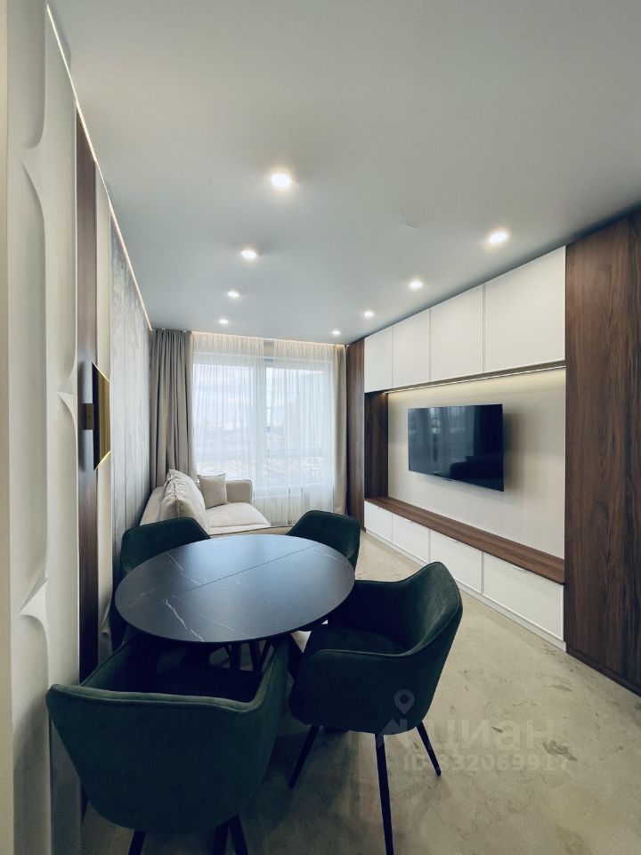 m. Aminyevskaya: Apartment, 2-rooms
