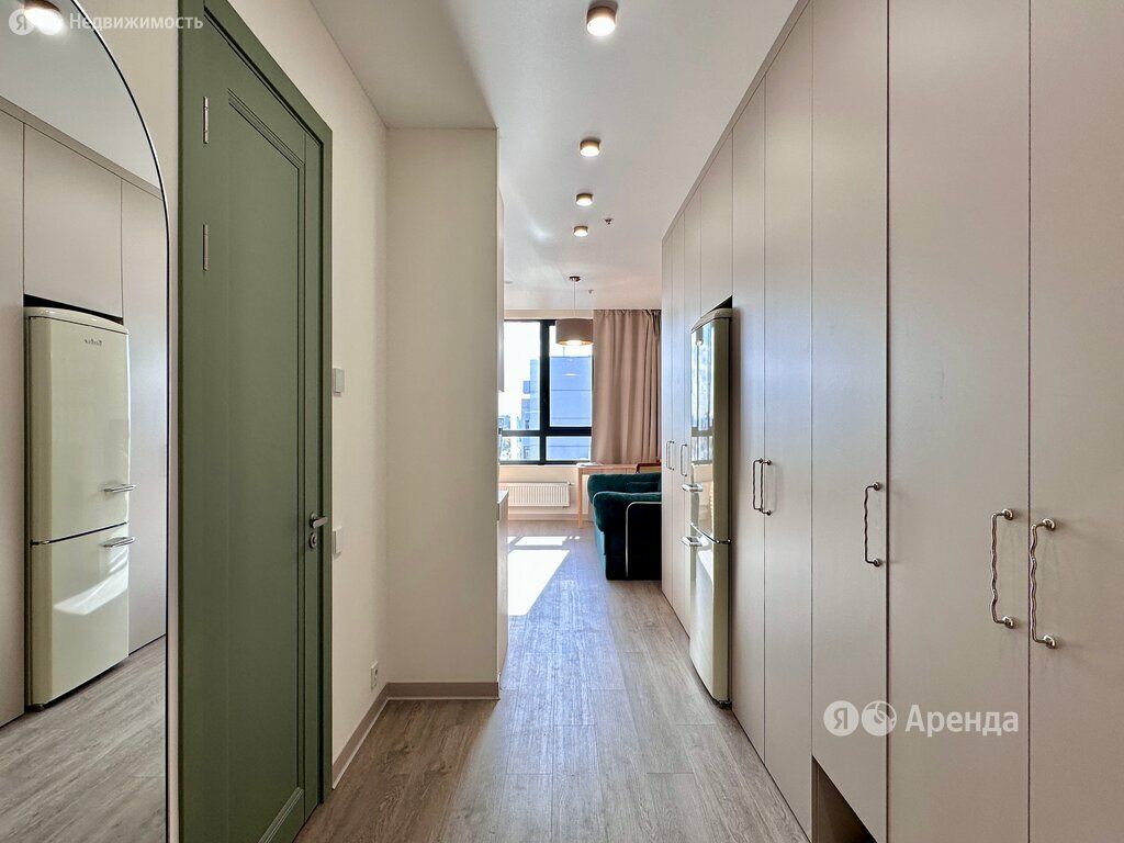 m. Maryina Roscha: Apartment, studio