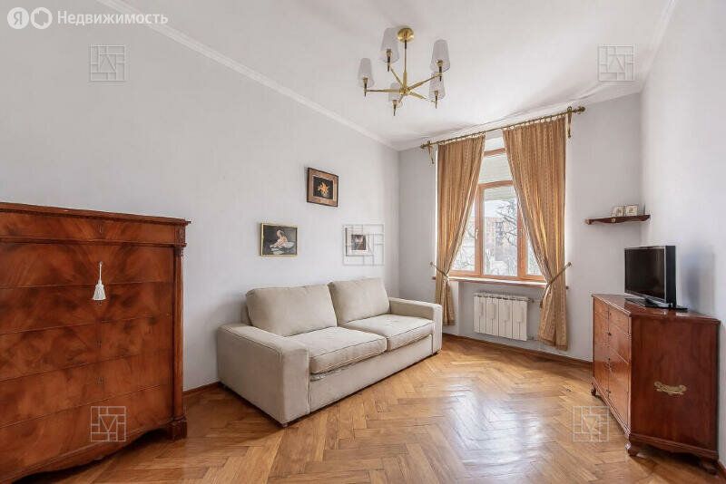 m. Barrikadnaya: Apartment, 2-rooms