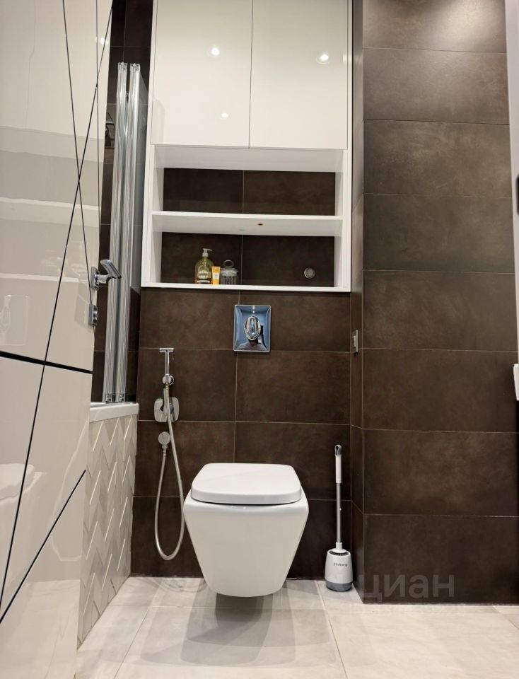 m. Ulitsa 1905 goda: Apartment, 2-rooms