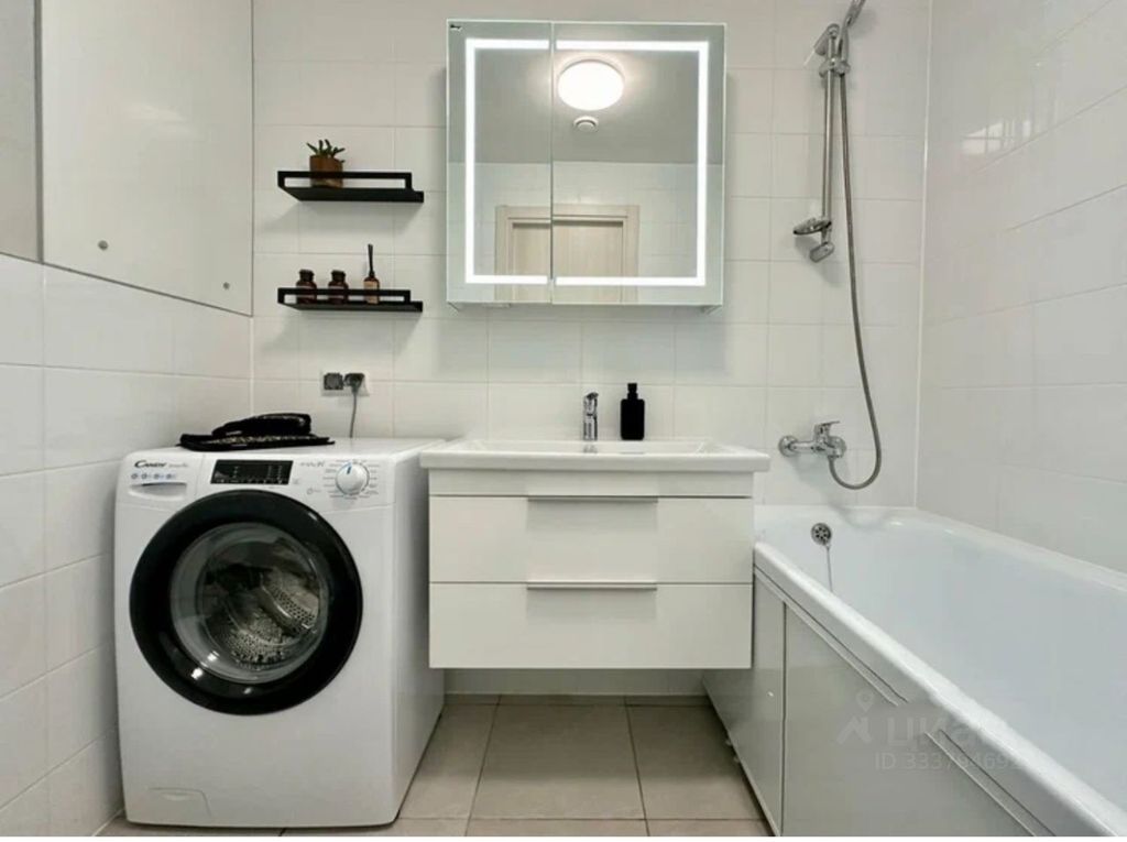 m. Opalikha: Apartment, 2-rooms