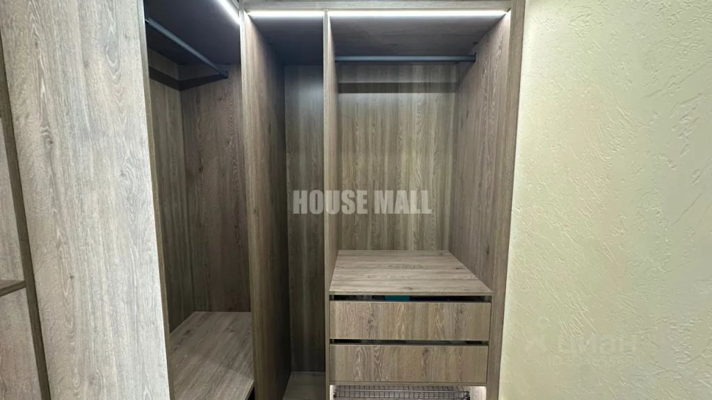 m. Ulitsa Sergeya Eyzenshteyna: Apartment, 2-rooms