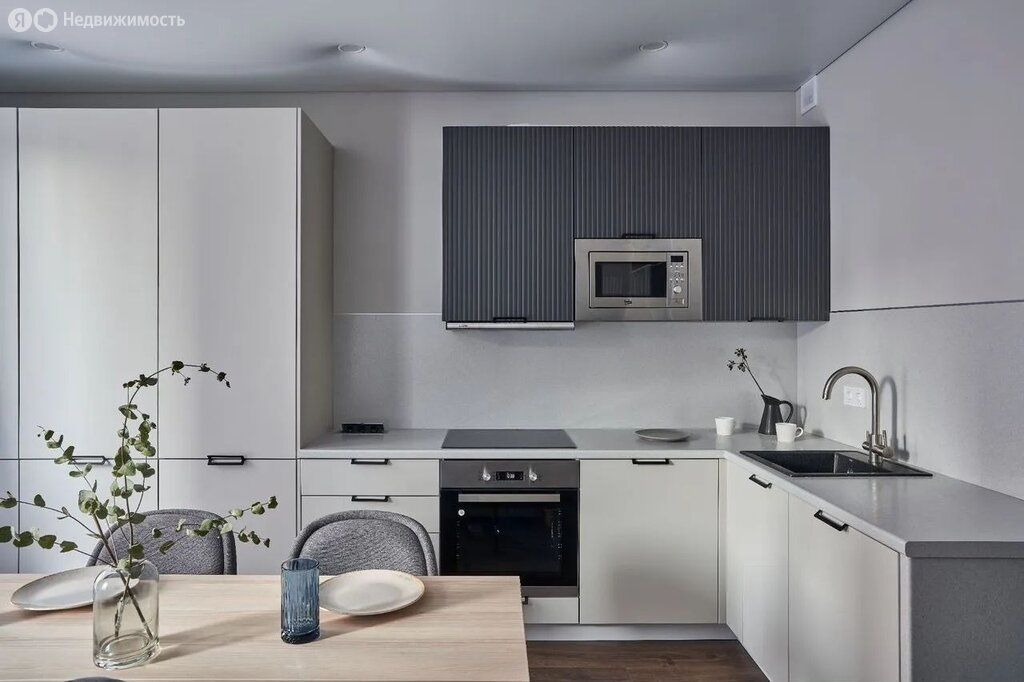 m. Verkhnie Likhobory: Apartment, studio