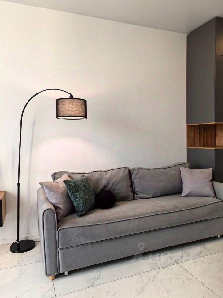 m. Tulskaya: Apartment, studio