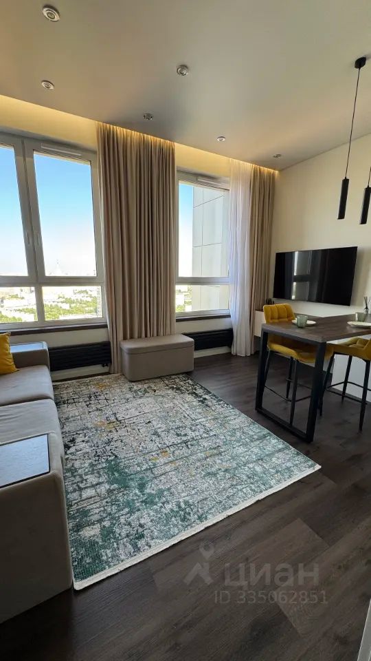 m. Aminyevskaya: Apartment, studio