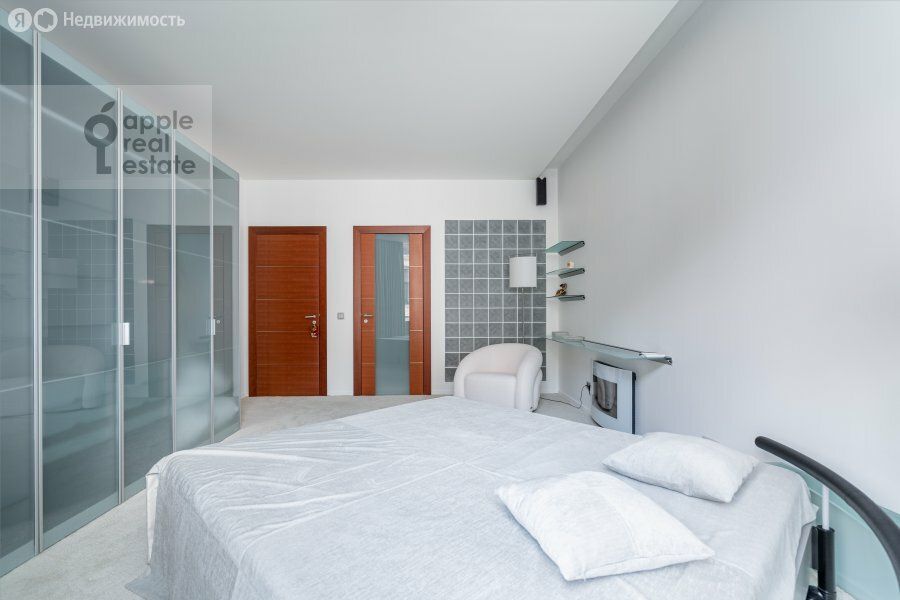 m. Minskaya: Apartment, 3-rooms