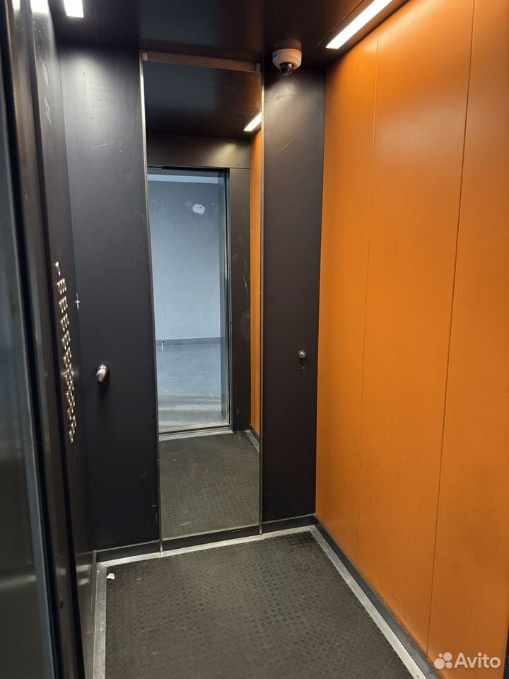 m. Lukhmanovskaya: Apartment, 1-rooms